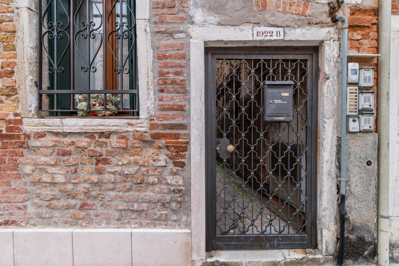 Corderie De La Tana Biennale Exhibition @Arsenale Apartment Venice Luaran gambar